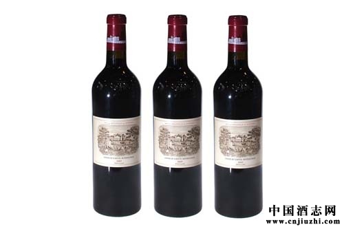 進(jìn)口紅酒遇冷,82年拉菲狂降4萬(wàn)余元